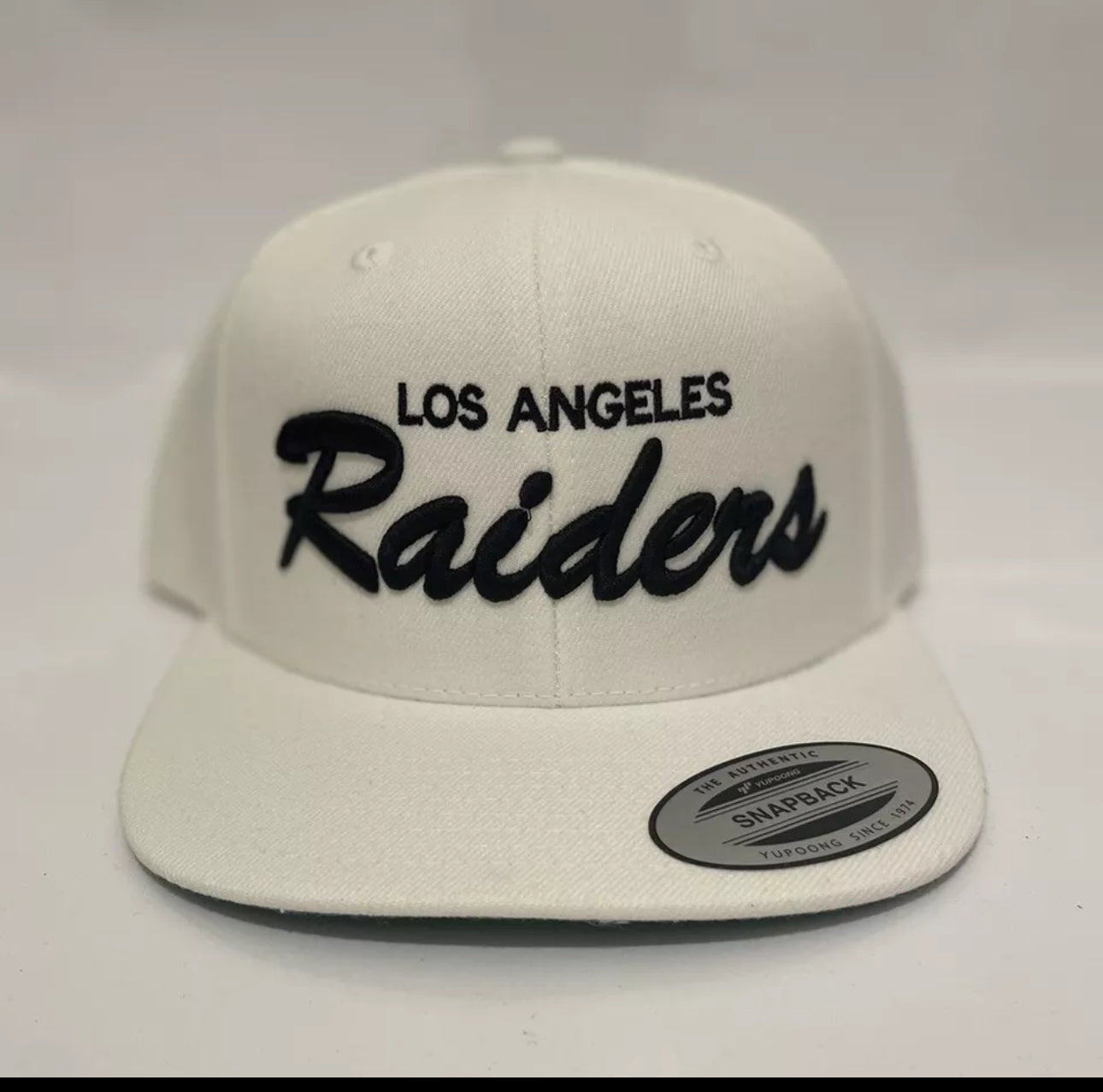 RETRO Los Angeles LA Raiders Script Classic Snapback Cap Hat Adjustable White